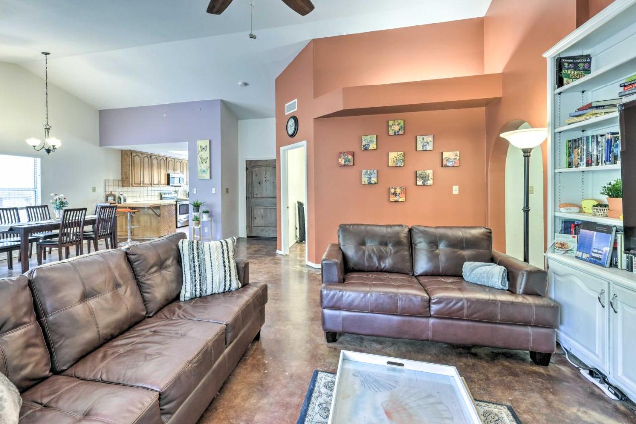 Charming Less Than 10 Mi To Sequoia Natl Park! Three Rivers