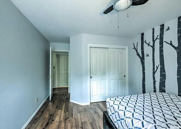 Charming Home Less Than 10 Mi To Sequoia Natl Park!